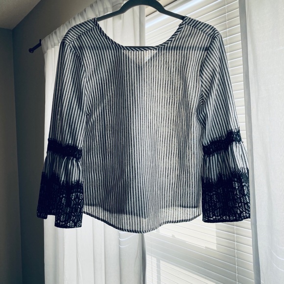 Tops - Lace and Linen Blouse